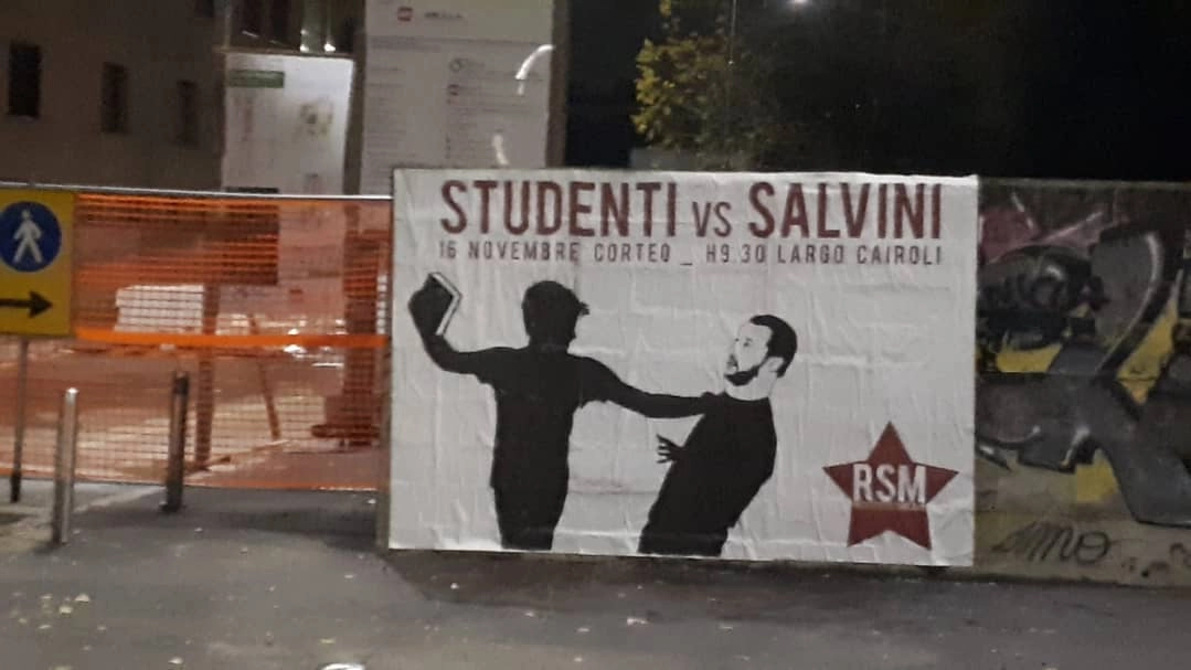 Uno dei manifesti contro Salvini affissi da Rete Studenti