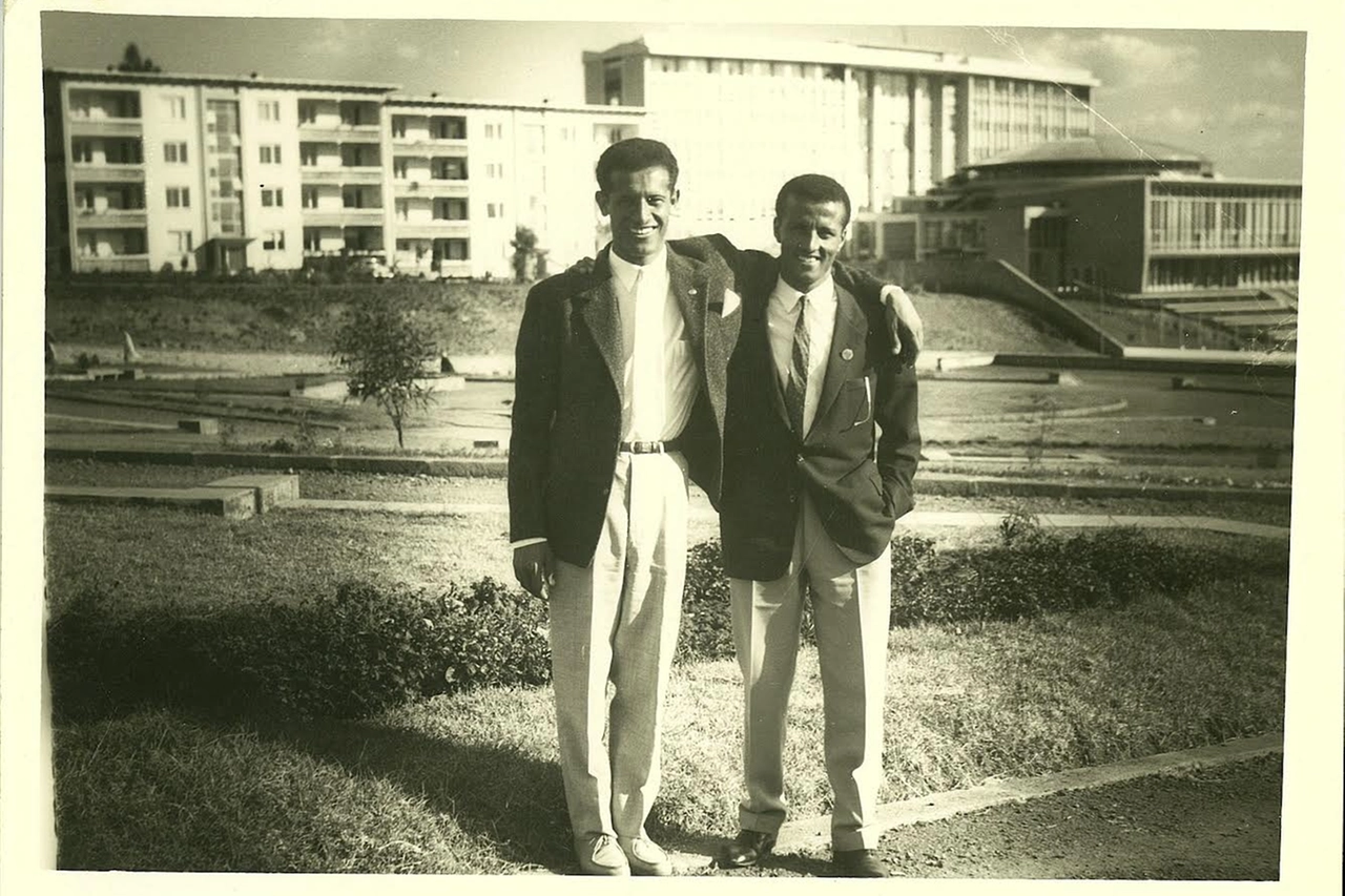 Luciano Vassallo e il compagno di squadra del '62 Menghistu Worku