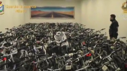 Il deposito di bici rubate (Frame video)