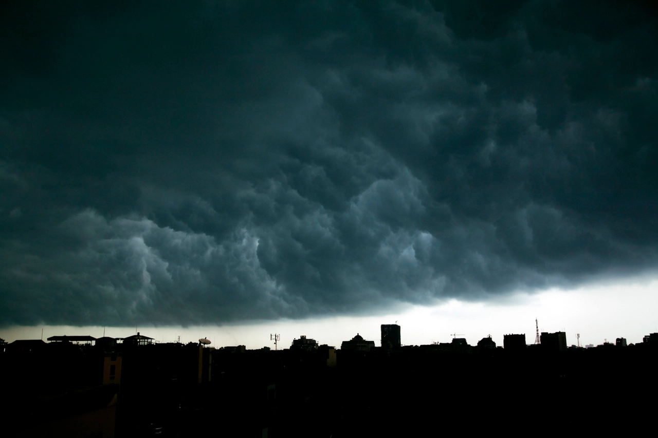 Previsioni meteo, nuova ondata di temporali e grandine (foto iStock)
