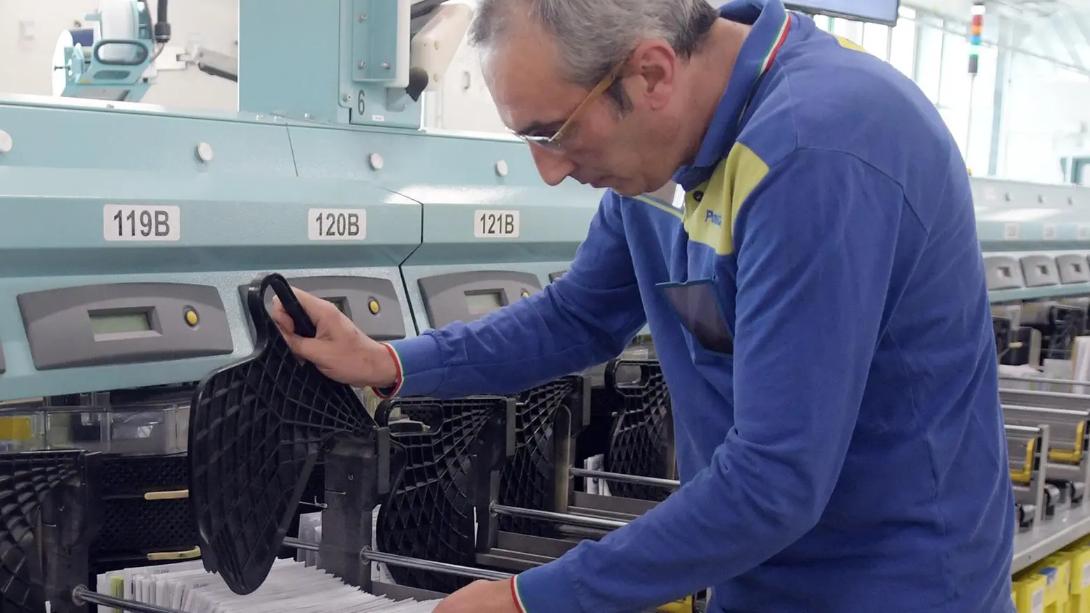 Fra i 700 delle Poste  Indipendenza e futuro  "Con un lavoro vero  posso crescere i figli"