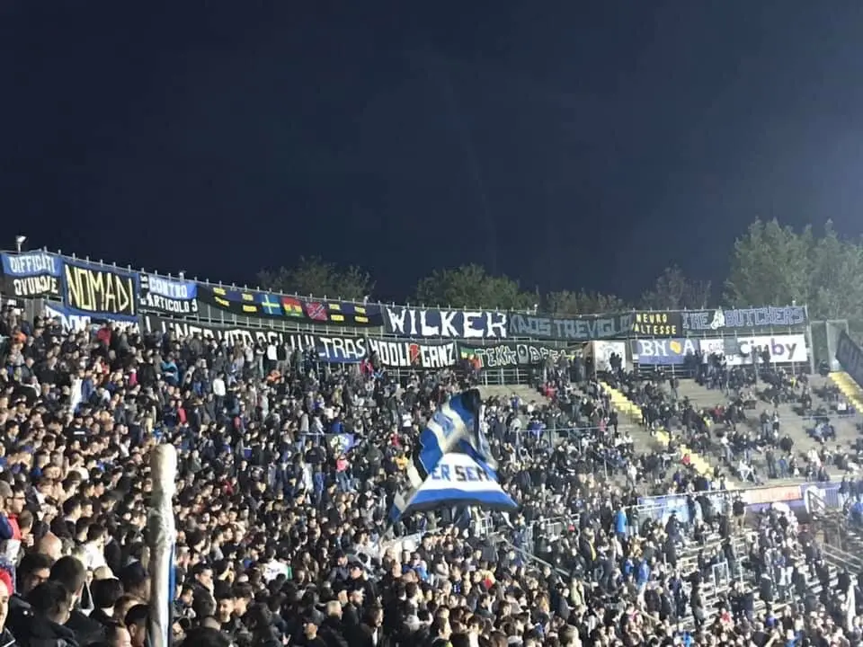 Bergamo, 5mila tifosi atalantini salutano la Curva Nord con una grande festa d'addio