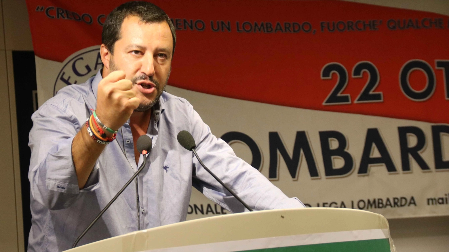 Il leader della Lega Nord ha tenuto un incontro in vista del referendum per l'autonomia di Regione Lombardia