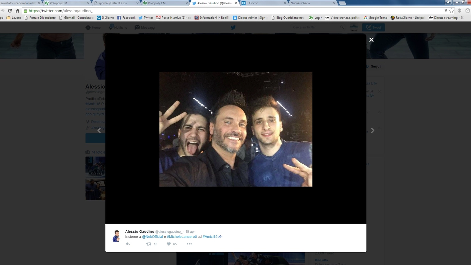 Alessio in un selfie con Nek, coach dei blu (da Twitter)