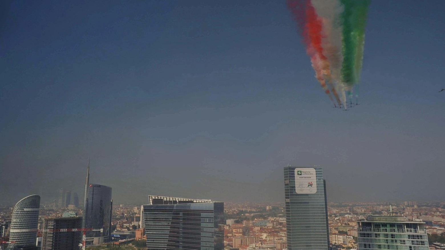 Frecce tricolori  Il magico sorvolo  nei cent’anni  dell’Aeronautica