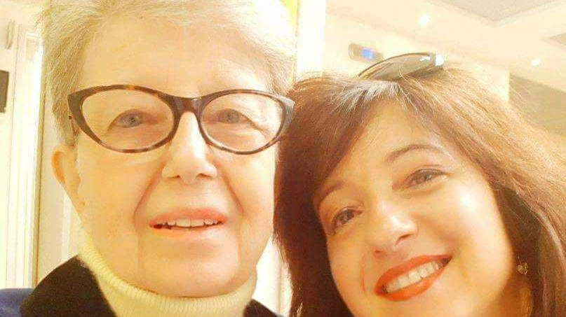 Simona Galante con la madre Annamaria Scaramuzza morta all’età di 75 anni