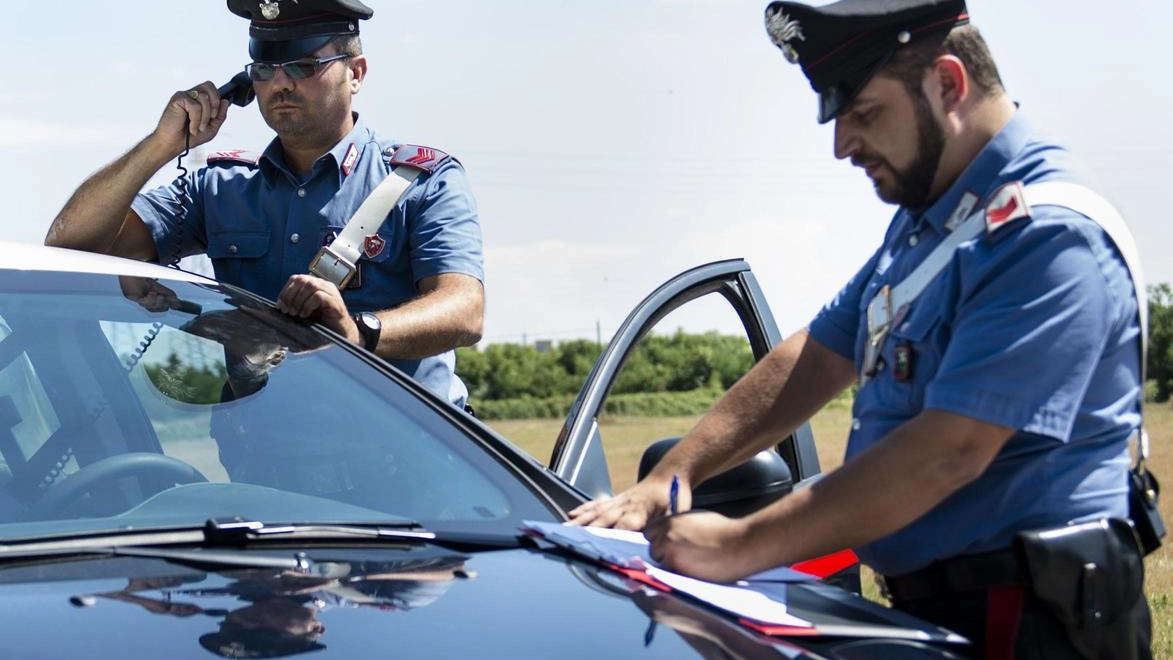Pistola in pugno rapina il Super: due malori Pistola in pugno rapina il Super: due malori