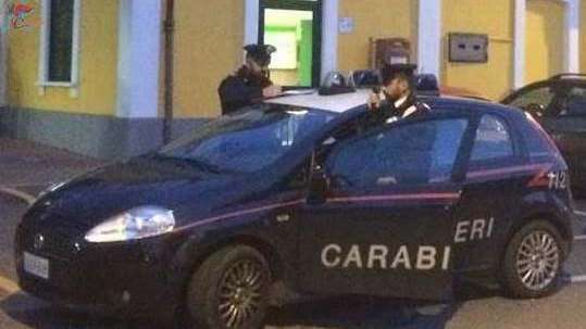 La pattuglia dei carabinieri di Cantù