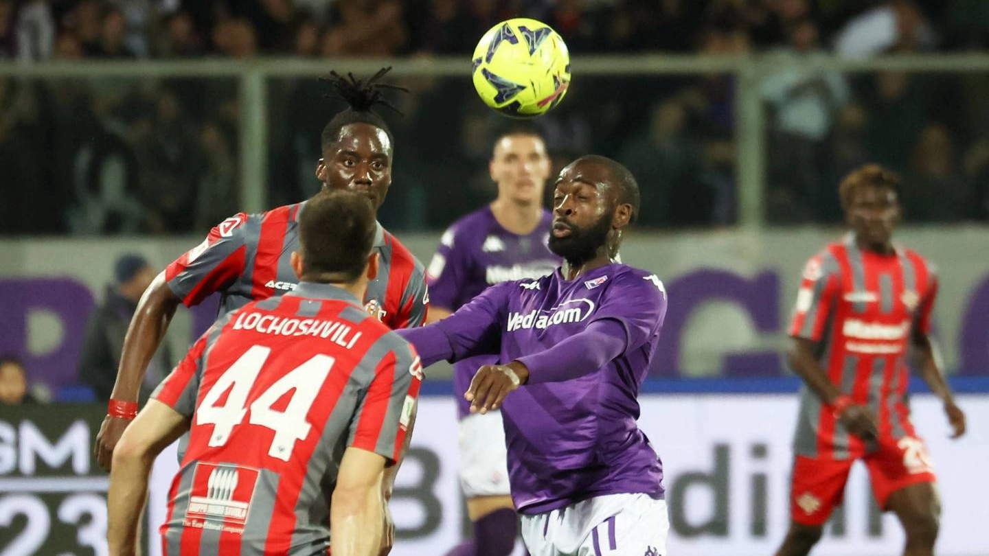 La squadra di Ballardini, pur senza riuscire a segnare, gioca a testa alta con i viola che controllano con attenzione il 2-0 conquistato all'andata