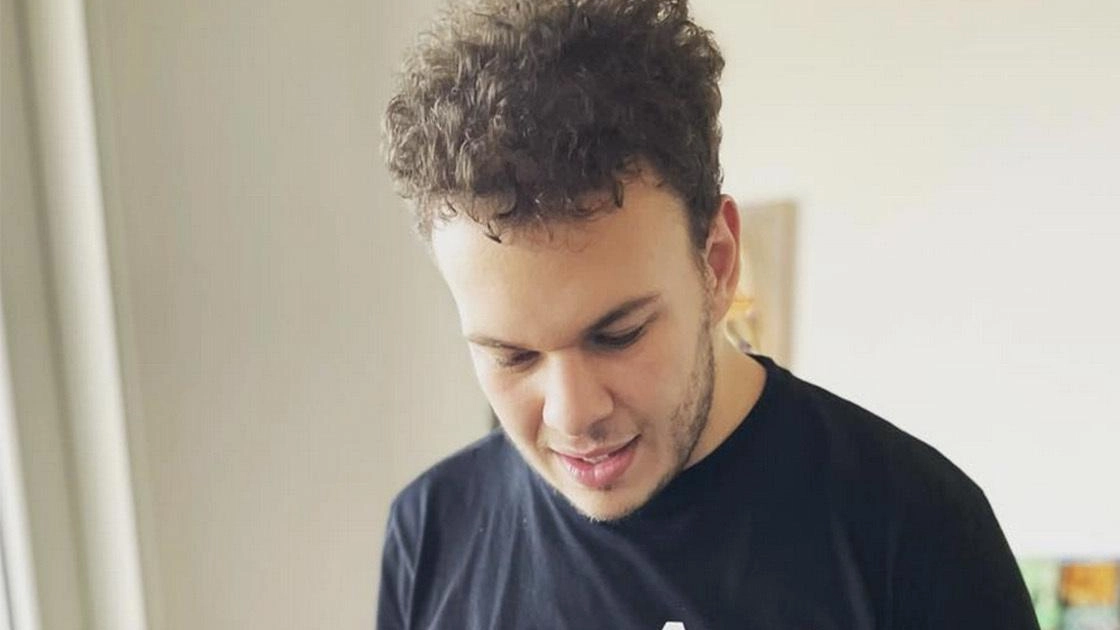 "Con le consolle ballavamo" Derubati i ragazzi speciali del progetto AutPop per dj "Con le consolle ballavamo" Derubati i ragazzi speciali del progetto AutPop per dj