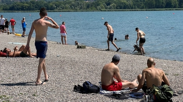 Ferragosto con bagno nel lago? Il decalogo dell’Ats per un tuffo sicuro