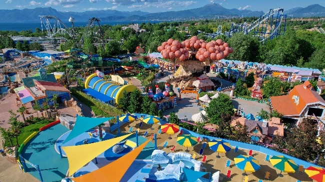 Il mega parco acquatico Legoland riapre a Gardaland