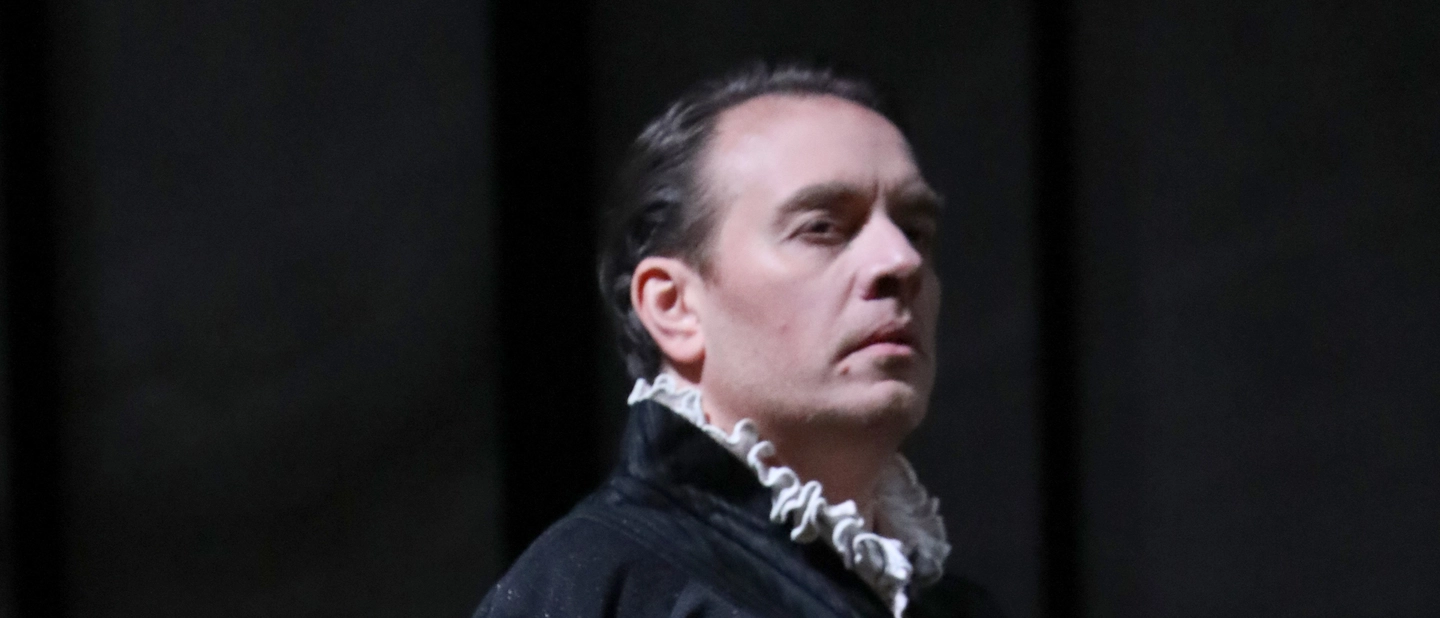 La star della lirica: "Mi affido totalmente a Verdi. Non interpreto l’Infante di Spagna, lo sento, lo vivo. Lo spettatore da stupire? La moglie Serena Gamberoni, soprano