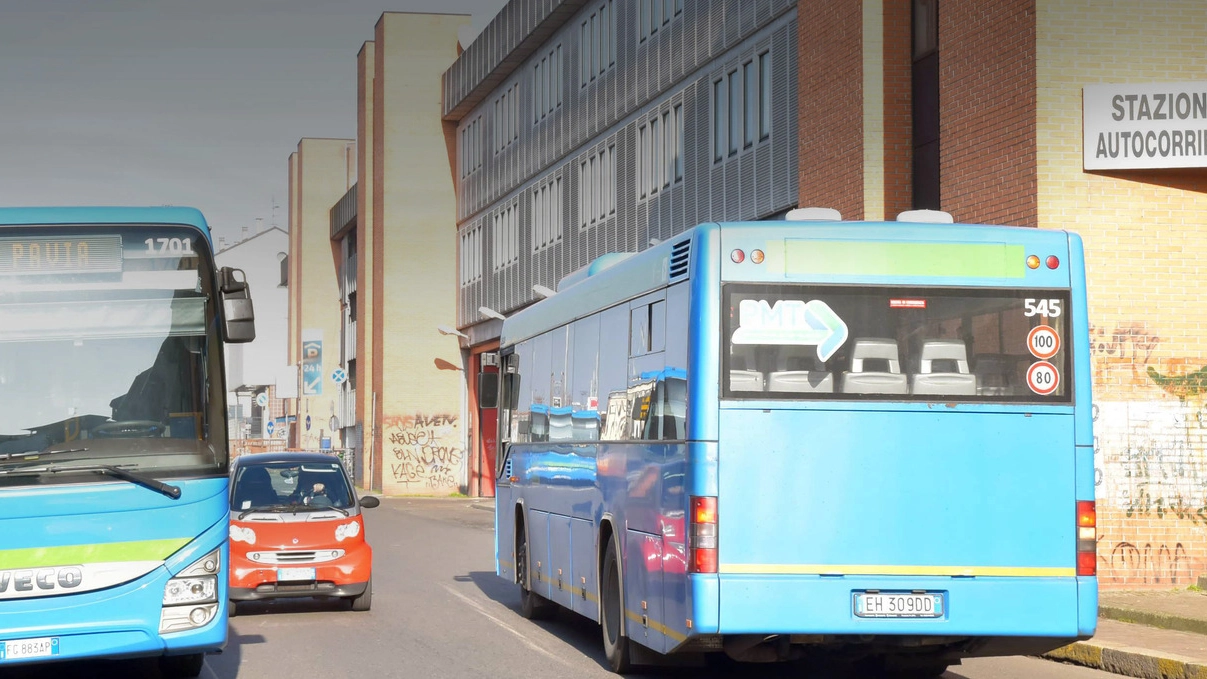 Autobus a Pavia