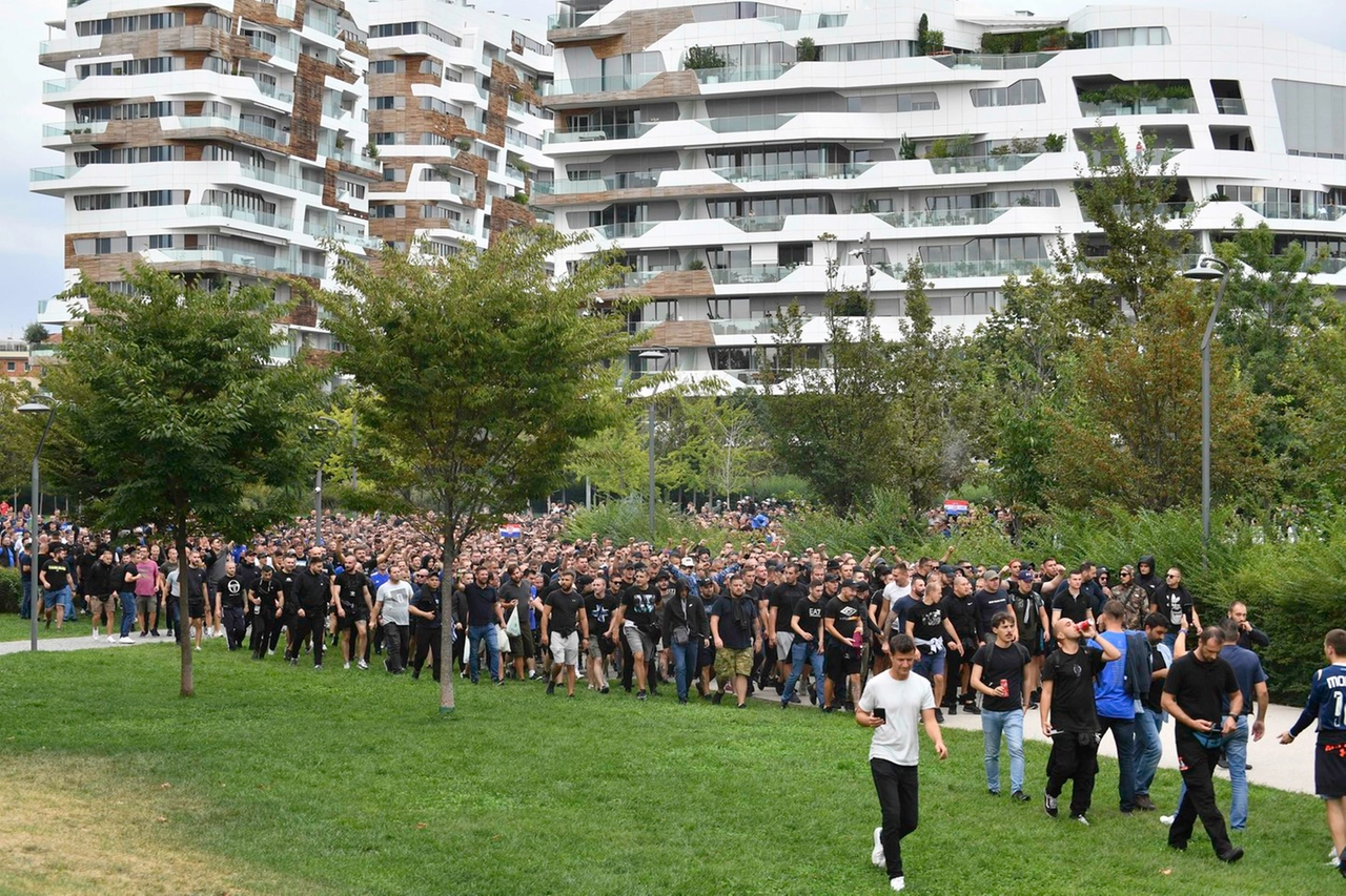 Parte il corteo