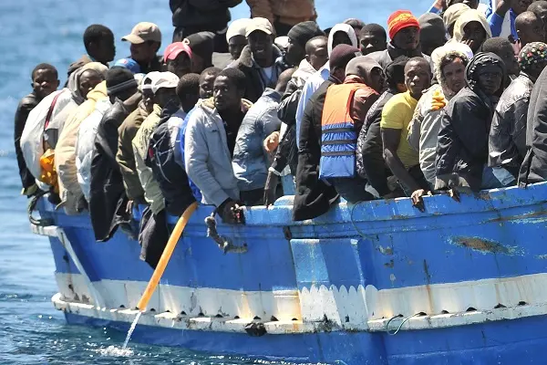 Cerro Maggiore, firme contro i migranti