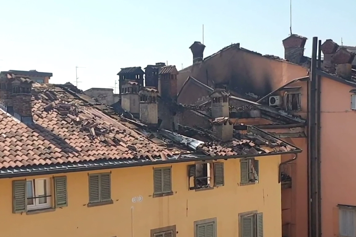 Incendio a Bergamo
