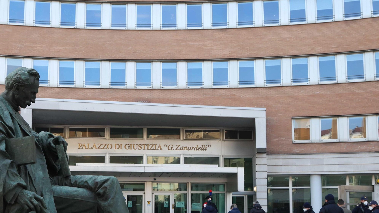 Maltrattamenti. Maestra rischia 5 anni Maltrattamenti. Maestra rischia 5 anni
