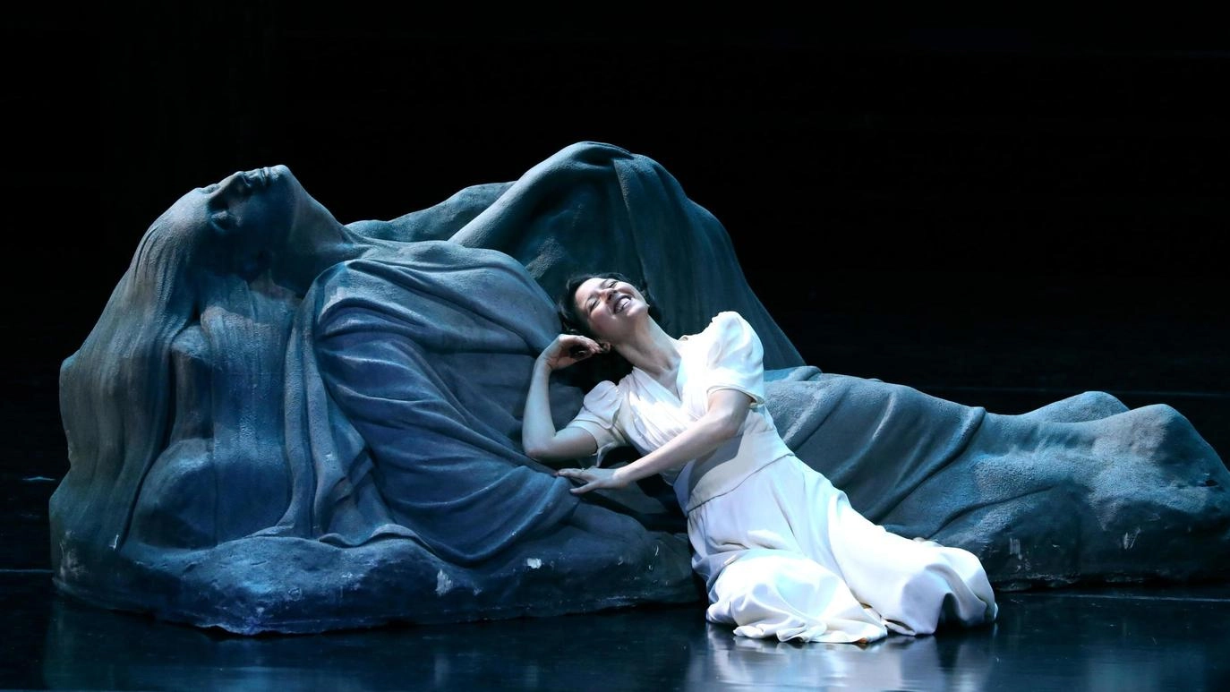 Il melodramma incontra l’arte a Bergamo: la Carrara è un palcoscenico
Il melodramma incontra l’arte a Bergamo: la Carrara è un palcoscenico