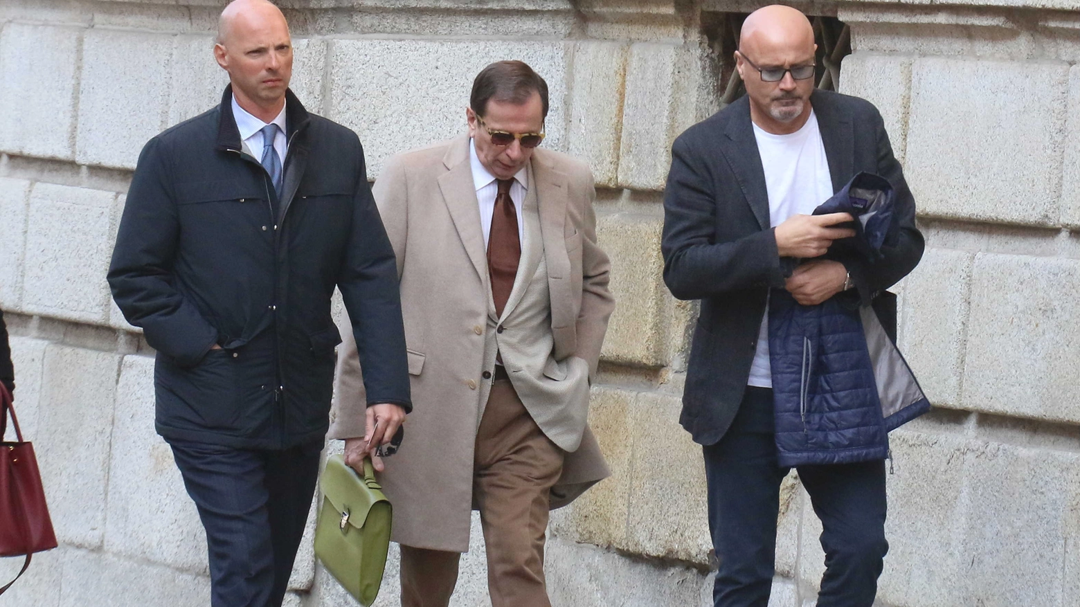 Stefano Colantuono arriva in tribunale con i suoi avvocati