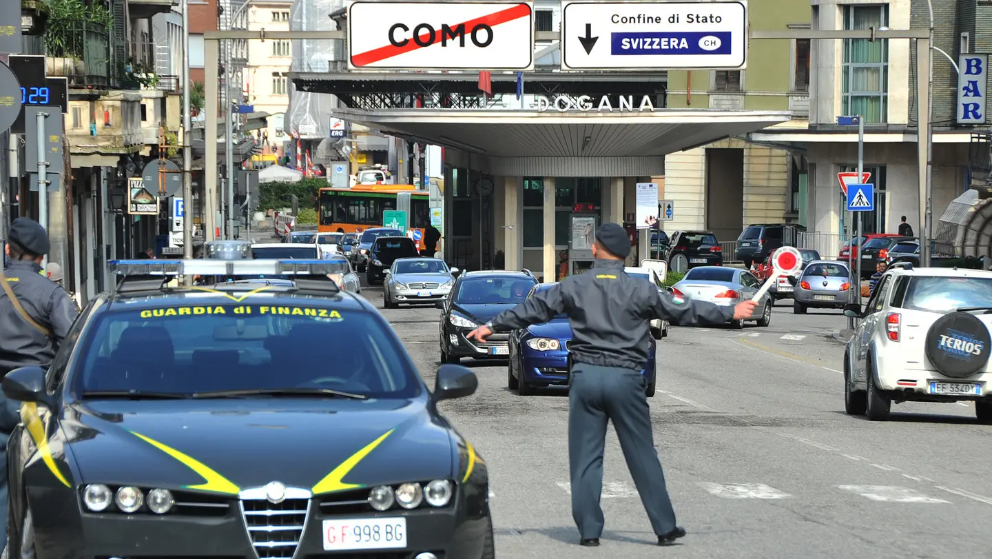 Frontiera Italia-Svizzera Frontiera Italia-Svizzera