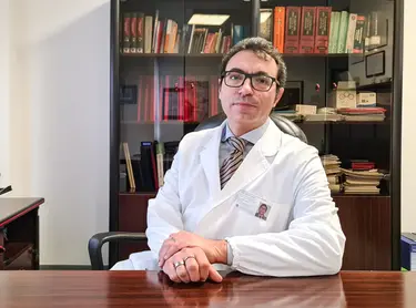 Covid, pandemia finita? "Un brodo di varianti che ci fa sperare. Ma teniamo ancora alta la guardia”