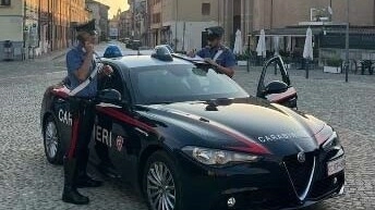 L'uomo è stato arrestato dai carabinieri L'uomo è stato arrestato dai carabinieri