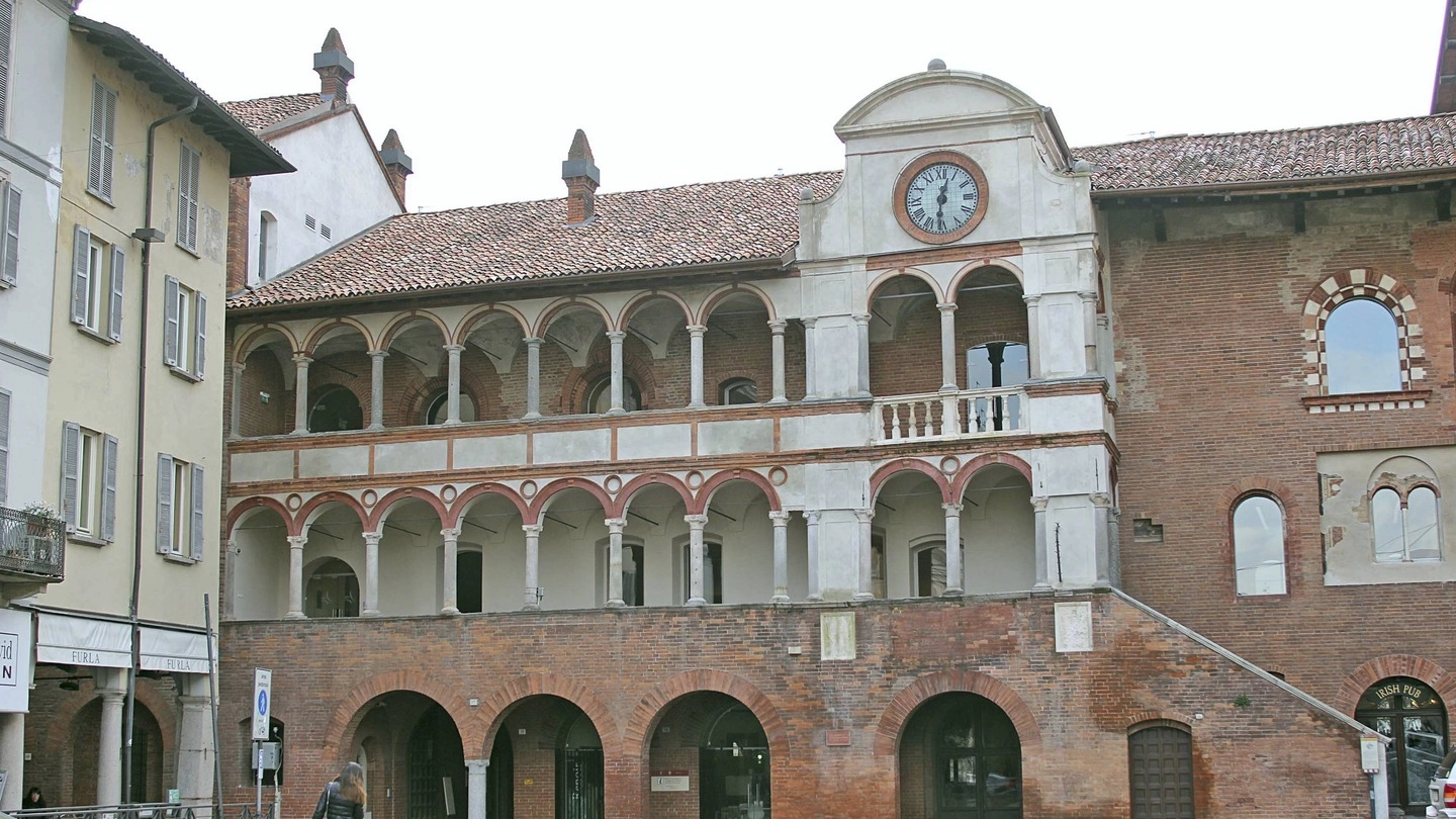 Pavia, fino al 12 marzo mostra nello Spazio per le arti contemporanee del Broletto