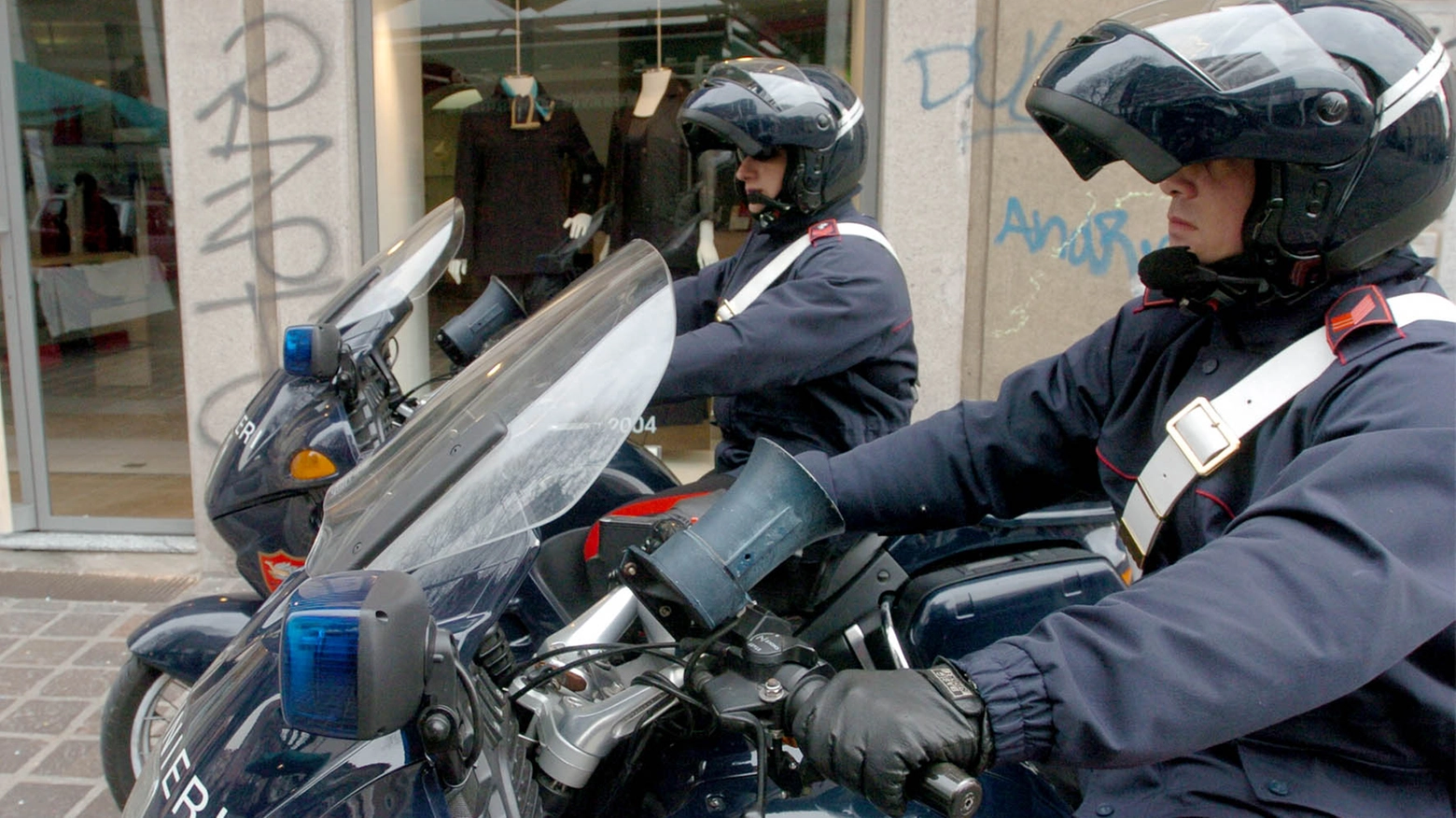 Carabinieri in moto (foto di archivio)
