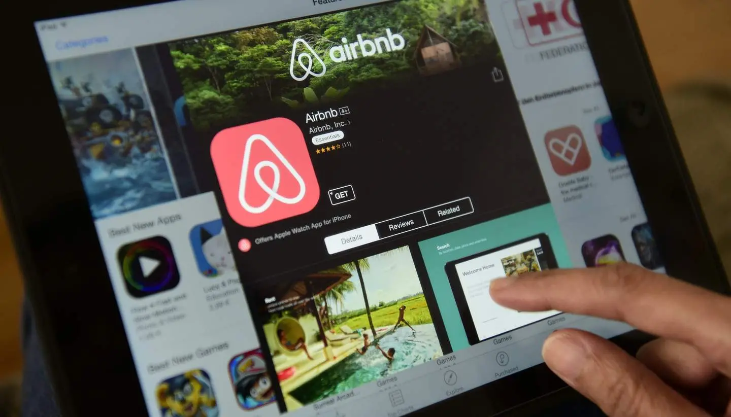 Milano, affittavano su Airbnb la casa comunale: risolto il contratto di locazione