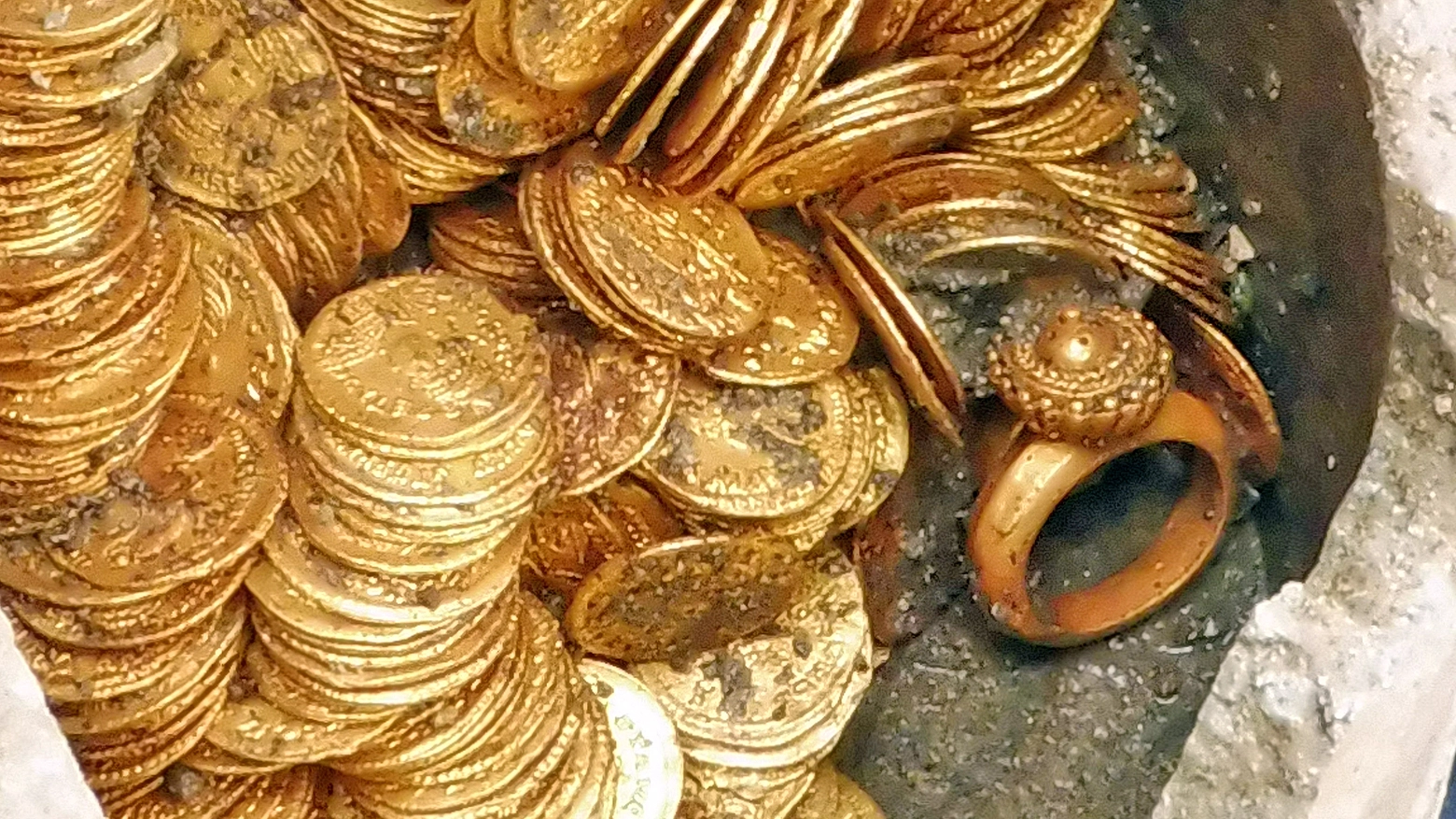 Nuove di zecca le monete del tesoro romano