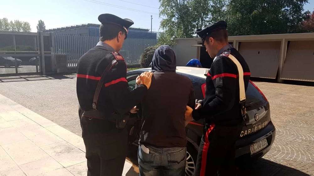 L'uomo è stato fermato dai carabinieri (foto di repertorio)