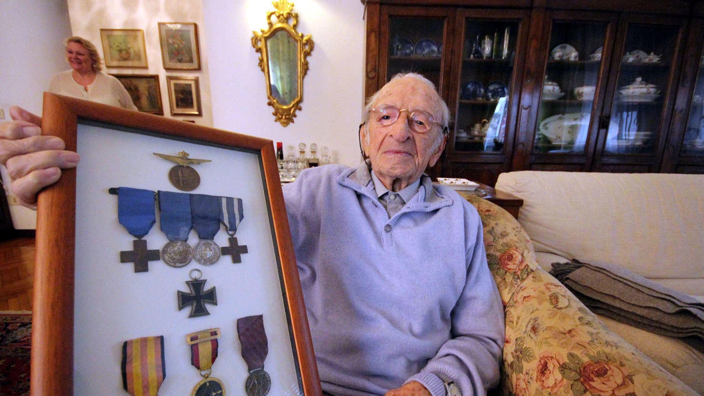 Luigi Gnecchi, 101 anni