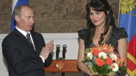 Putin incorona Anna Netrebko "Artista  del Popolo"