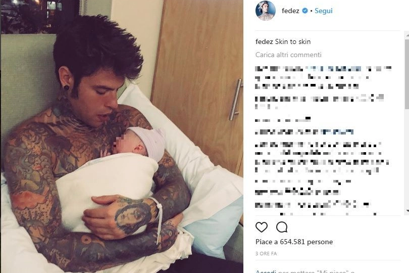 Papà fedez e il figlio Leone