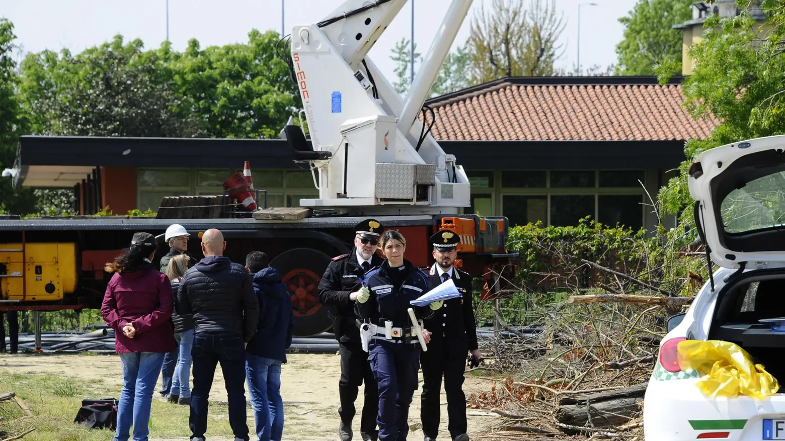 Doppia tragedia sul lavoro Il sopravvissuto è gravissimo Doppia tragedia sul lavoro Il sopravvissuto è gravissimo