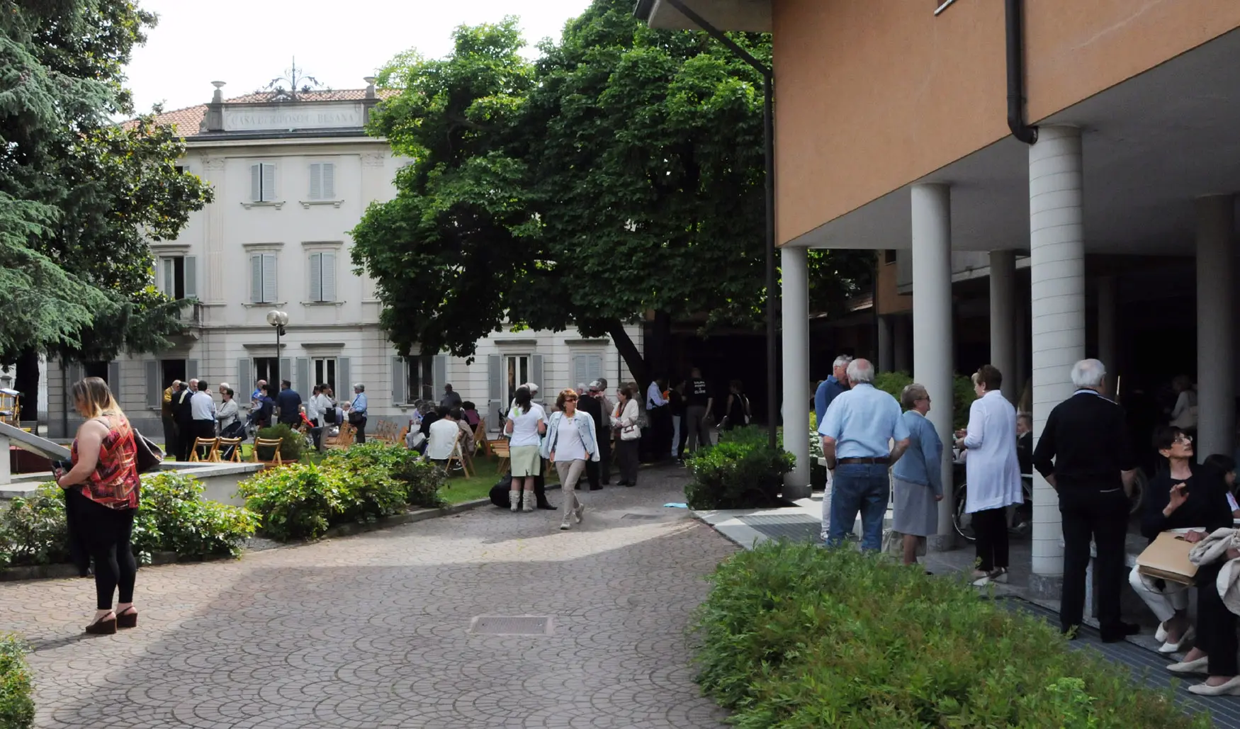 Meda: anziana sta morendo, i ladri le rubano in casa