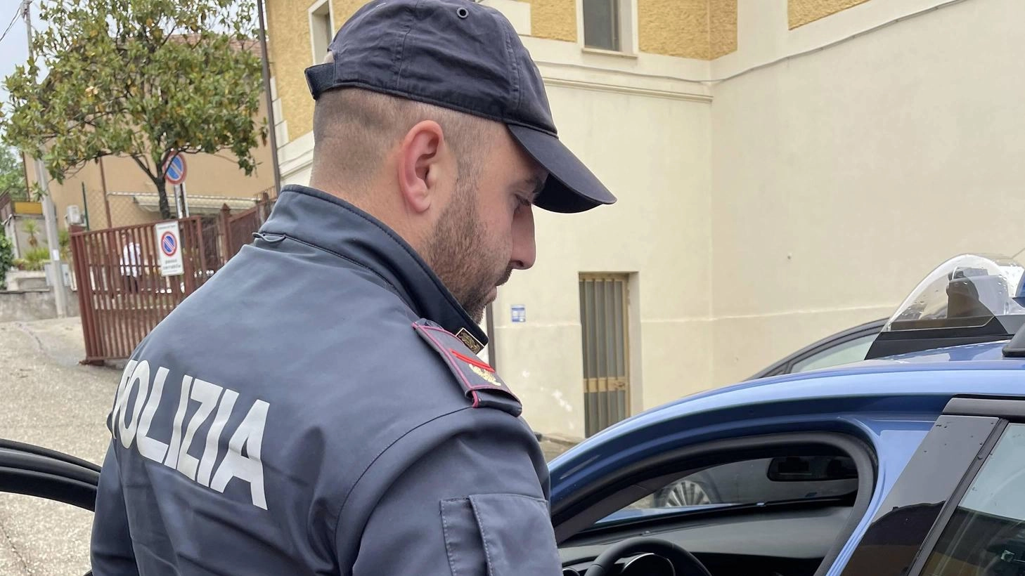 Violenza sessuale su minore. Arrestato pedofilo di 70 anni Violenza sessuale su minore. Arrestato pedofilo di 70 anni