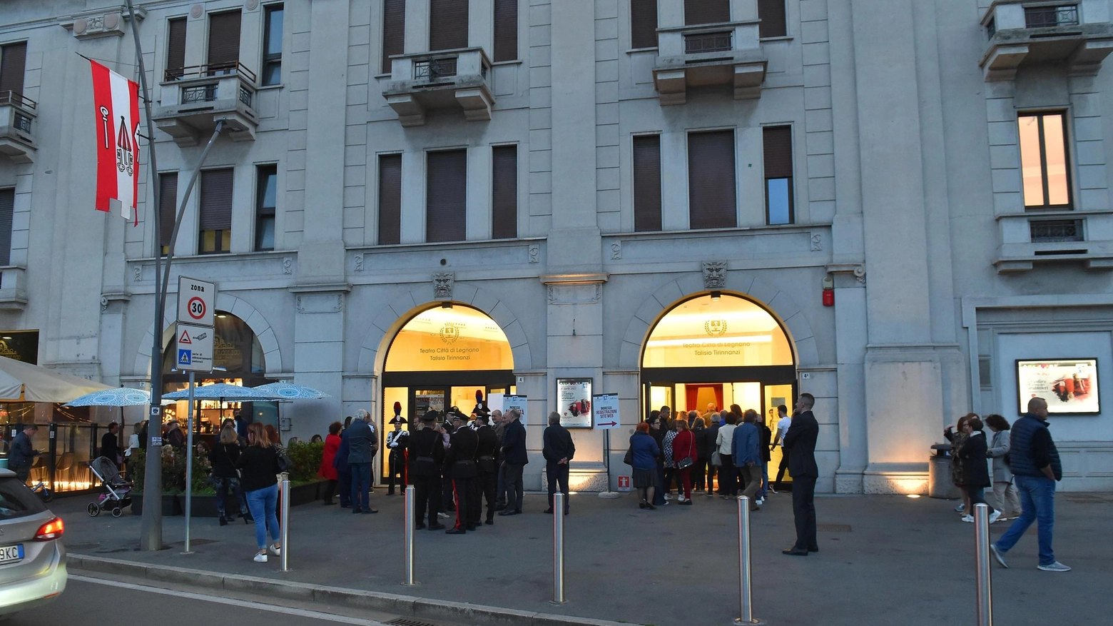 Musica e teatro nel cartellone del “Città di Legnano“ per il prossimo autunno. Nella Città del Carroccio la prima nazionale del duo comico Follesa e Pisani.
