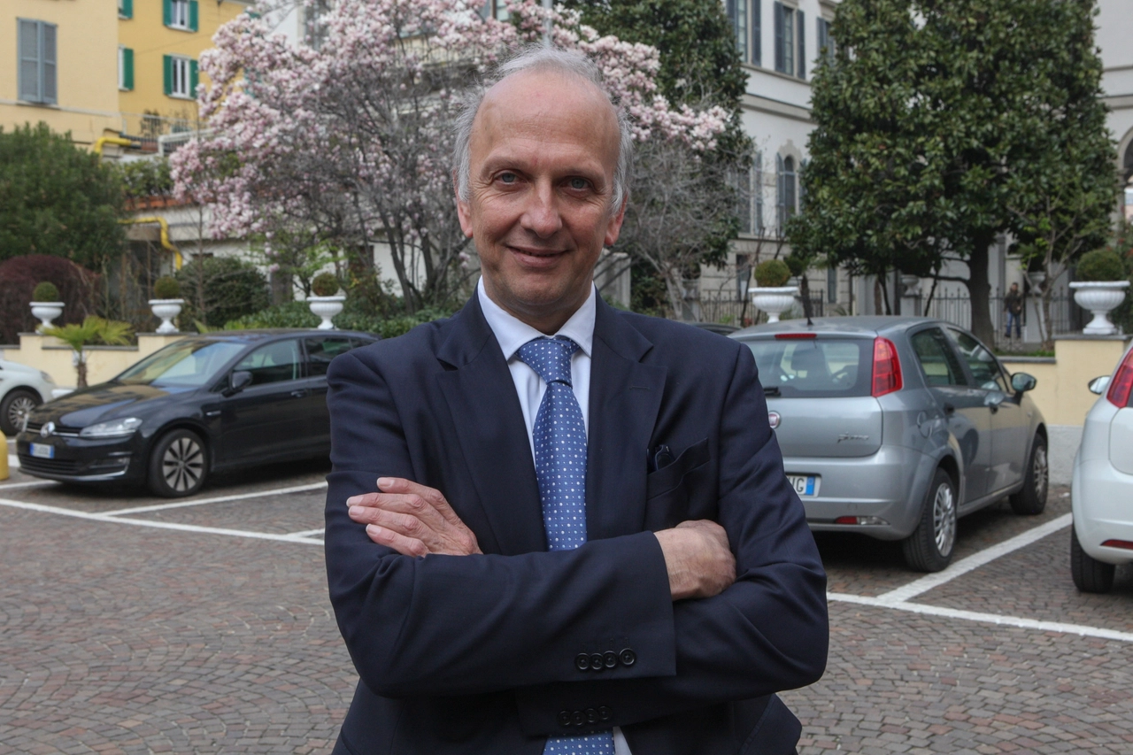 Marco Bussetti, Istruzione