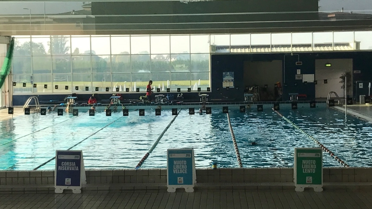Legnano, il bilancio della piscina Villa fa acqua anche col caldo estivo