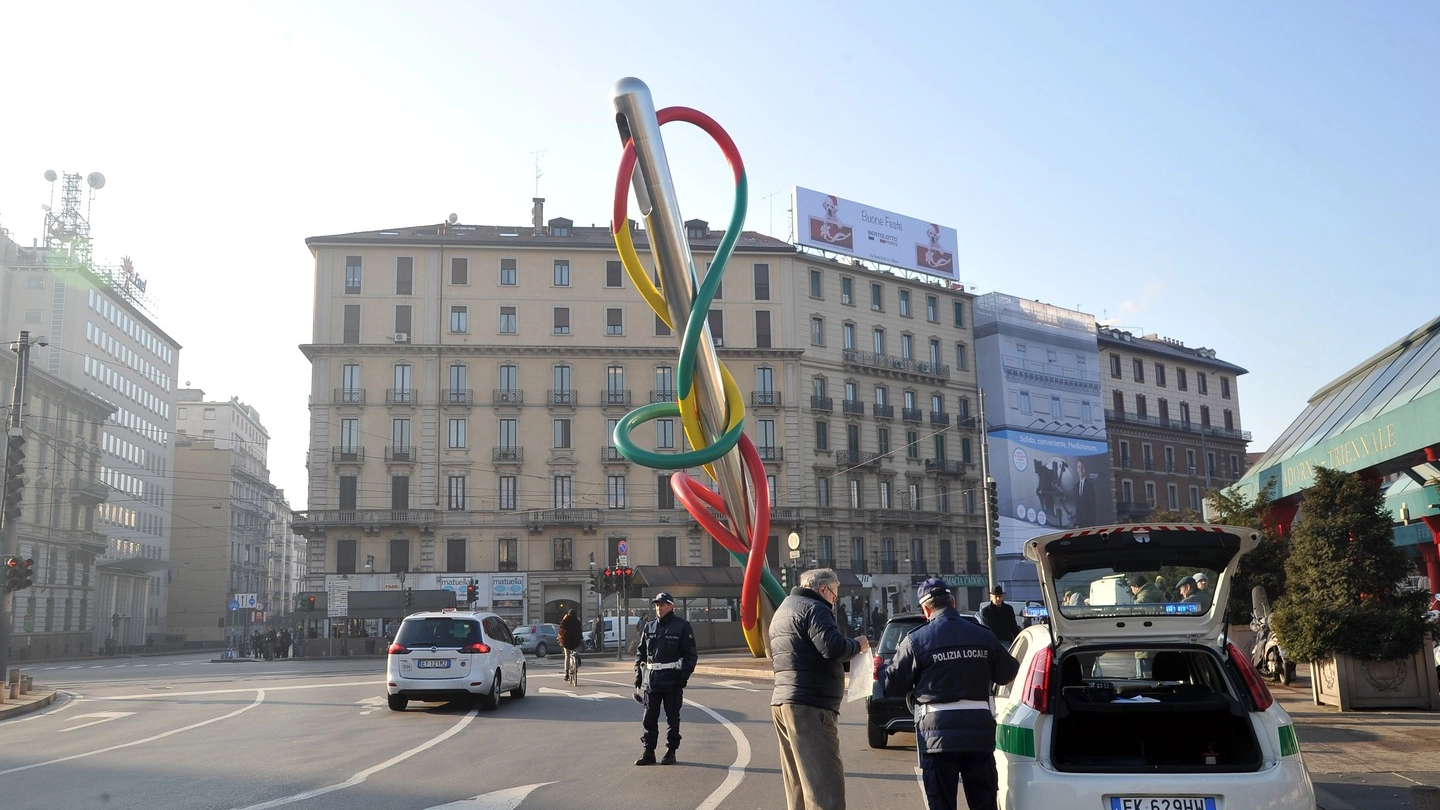 Piazza Cadorna a Milano (NewPress)