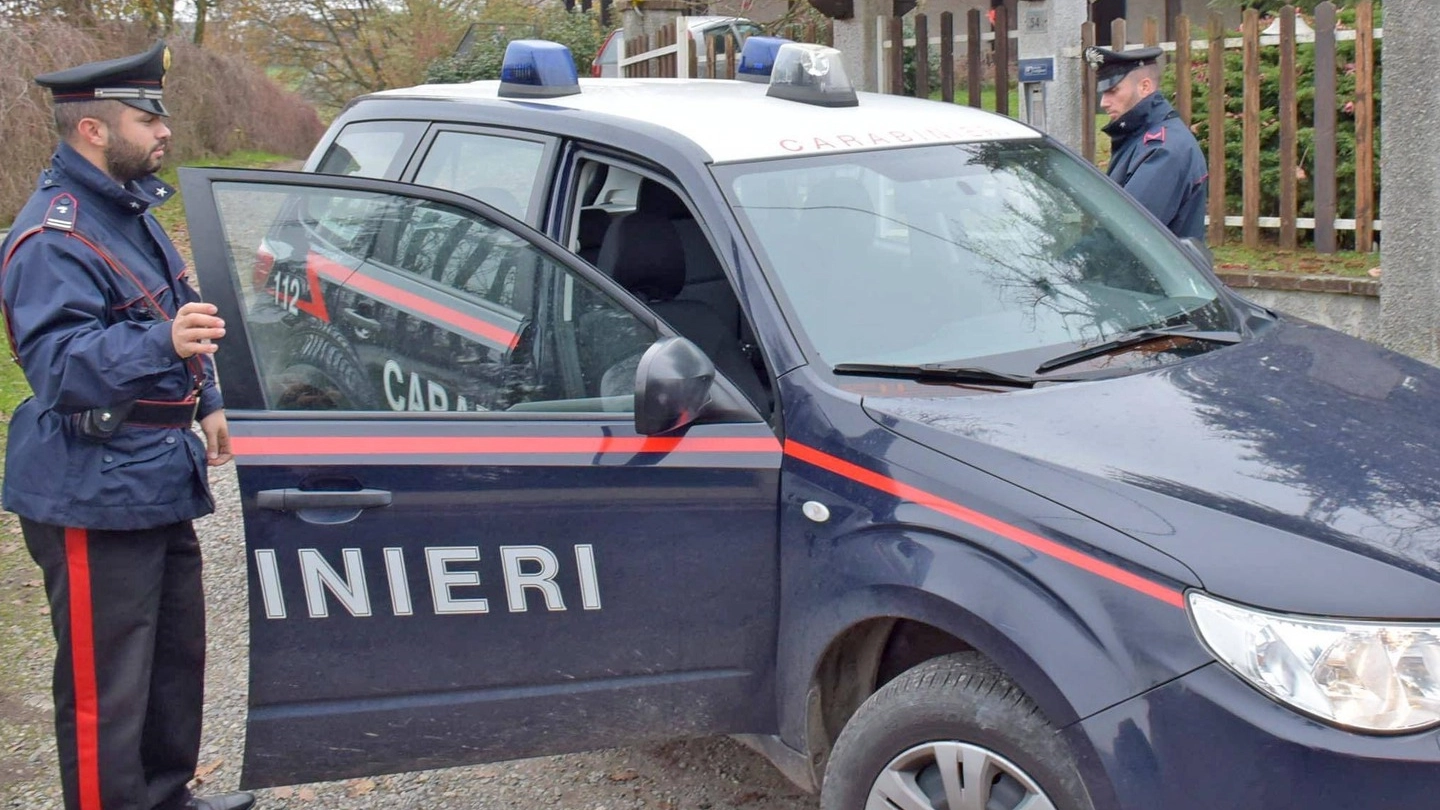 Carabinieri a Stradella (Archivio) Carabinieri a Stradella (Archivio)