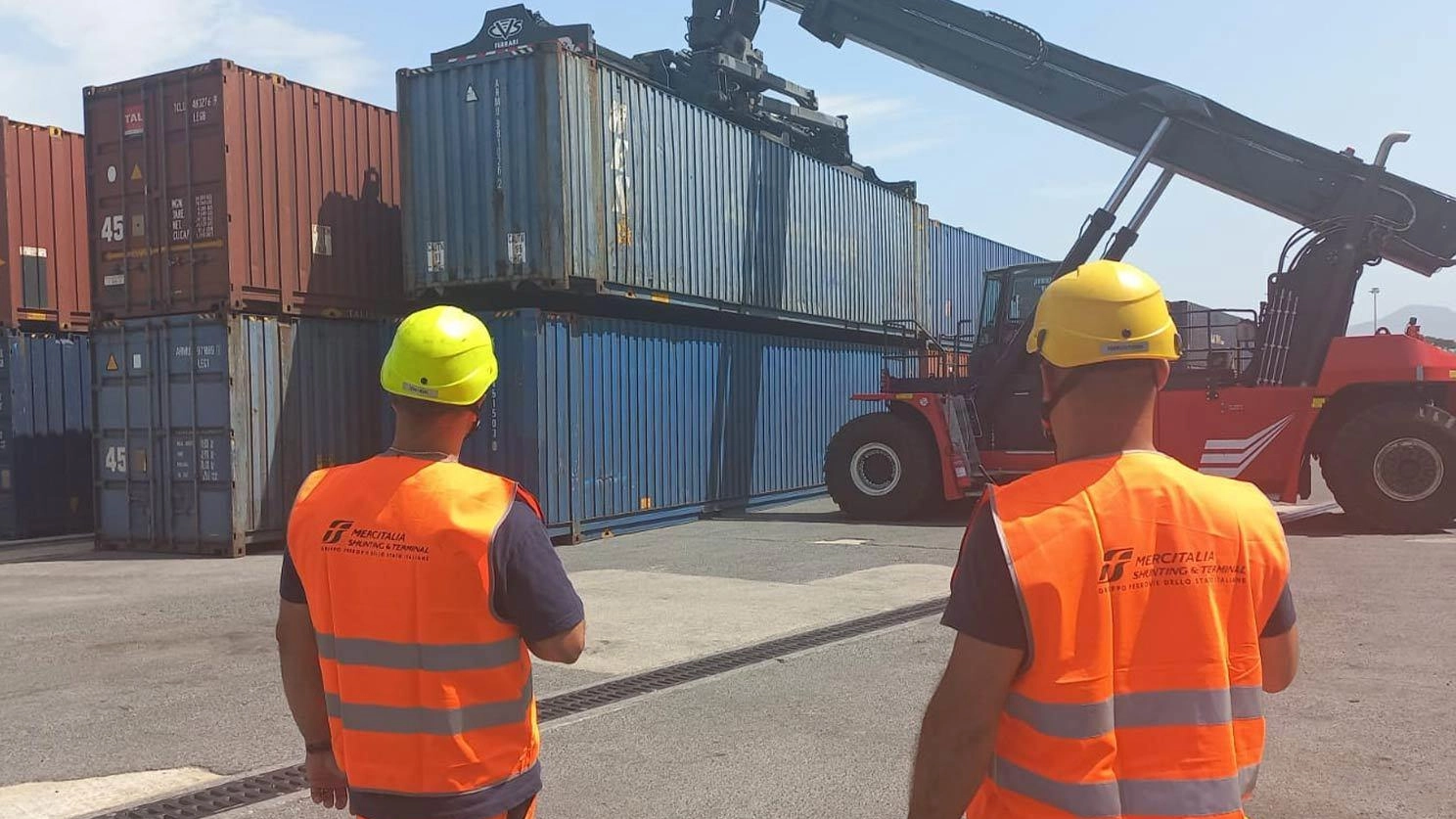 Forniture “di casa”. Le aziende lombarde accorciano le distanze dopo la pandemia Forniture “di casa”. Le aziende lombarde accorciano le distanze dopo la pandemia