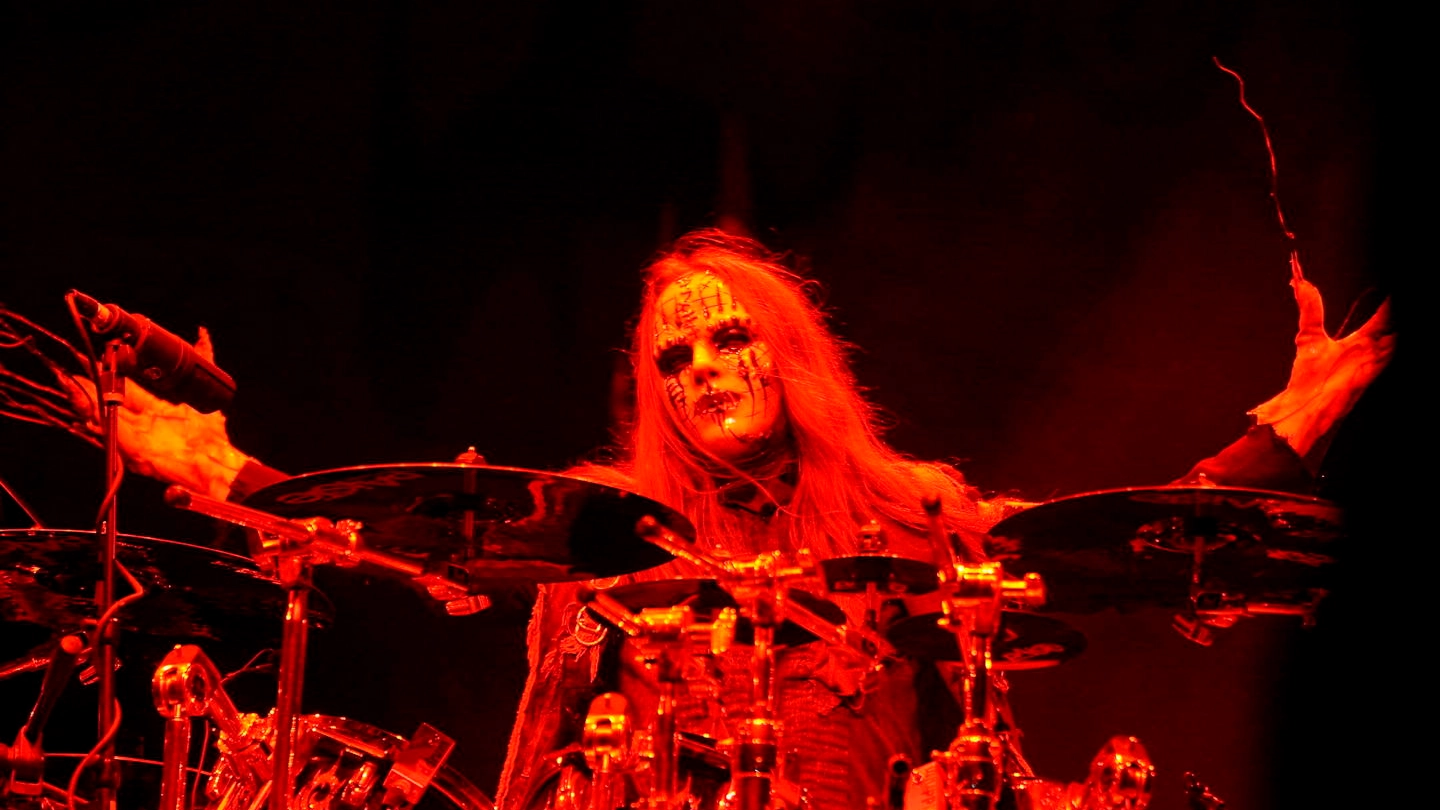 Joey Jordison alla batteria