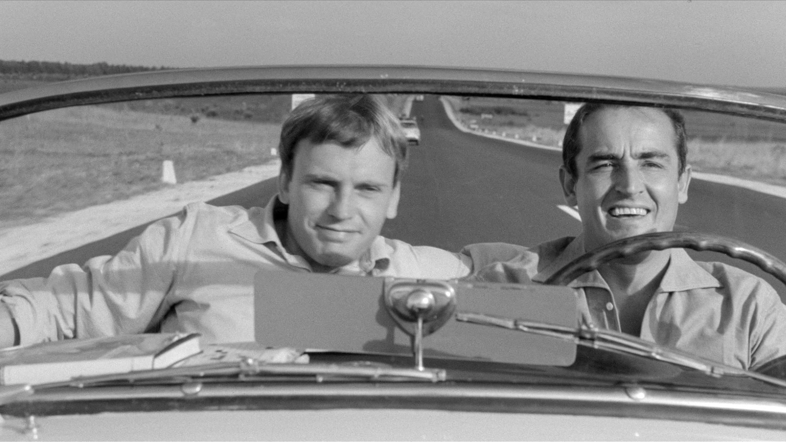 Jean-Louis Trintignant e Vittorio Gassman ne 'Il sorpasso' (foto Wikipedia)