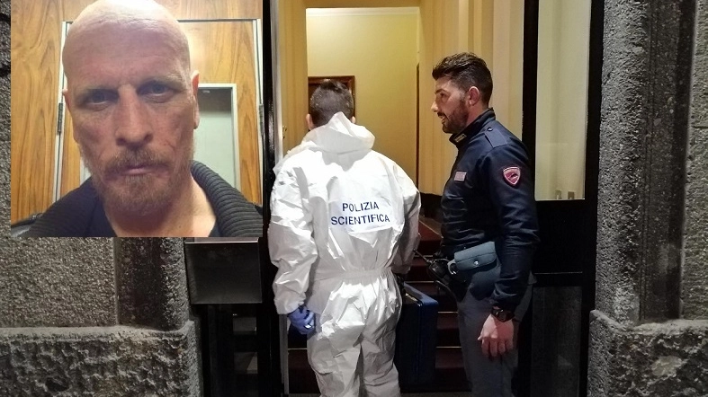 Agenti sulla scena del crimine. Nel riquadro, il reo confesso Agenti sulla scena del crimine. Nel riquadro, il reo confesso