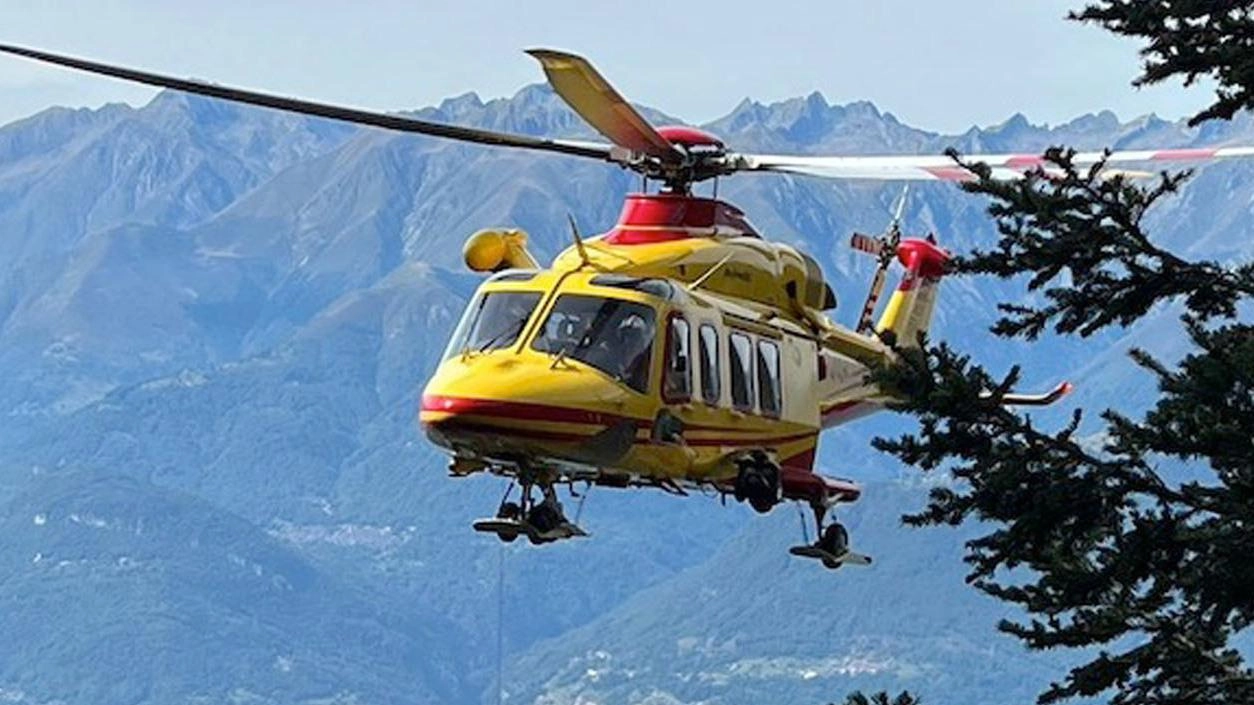 Dramma nella culla. Aveva solo quattro mesi. Inutili i soccorsi dal cielo Dramma nella culla. Aveva solo quattro mesi. Inutili i soccorsi dal cielo