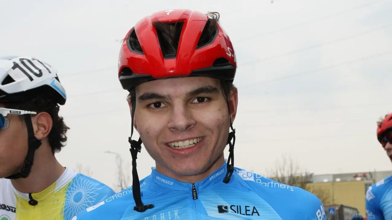 Matteo Fiorin in Azzurro proverà a fare il bis nella Parigi-Roubaix Matteo Fiorin in Azzurro proverà a fare il bis nella Parigi-Roubaix