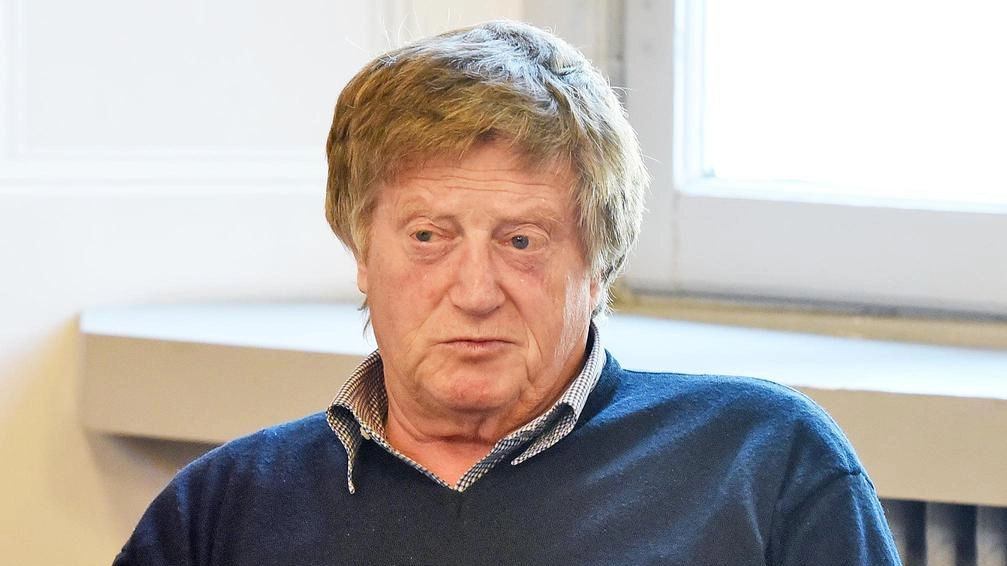 "Intervenite con le città gemellate" "Intervenite con le città gemellate"